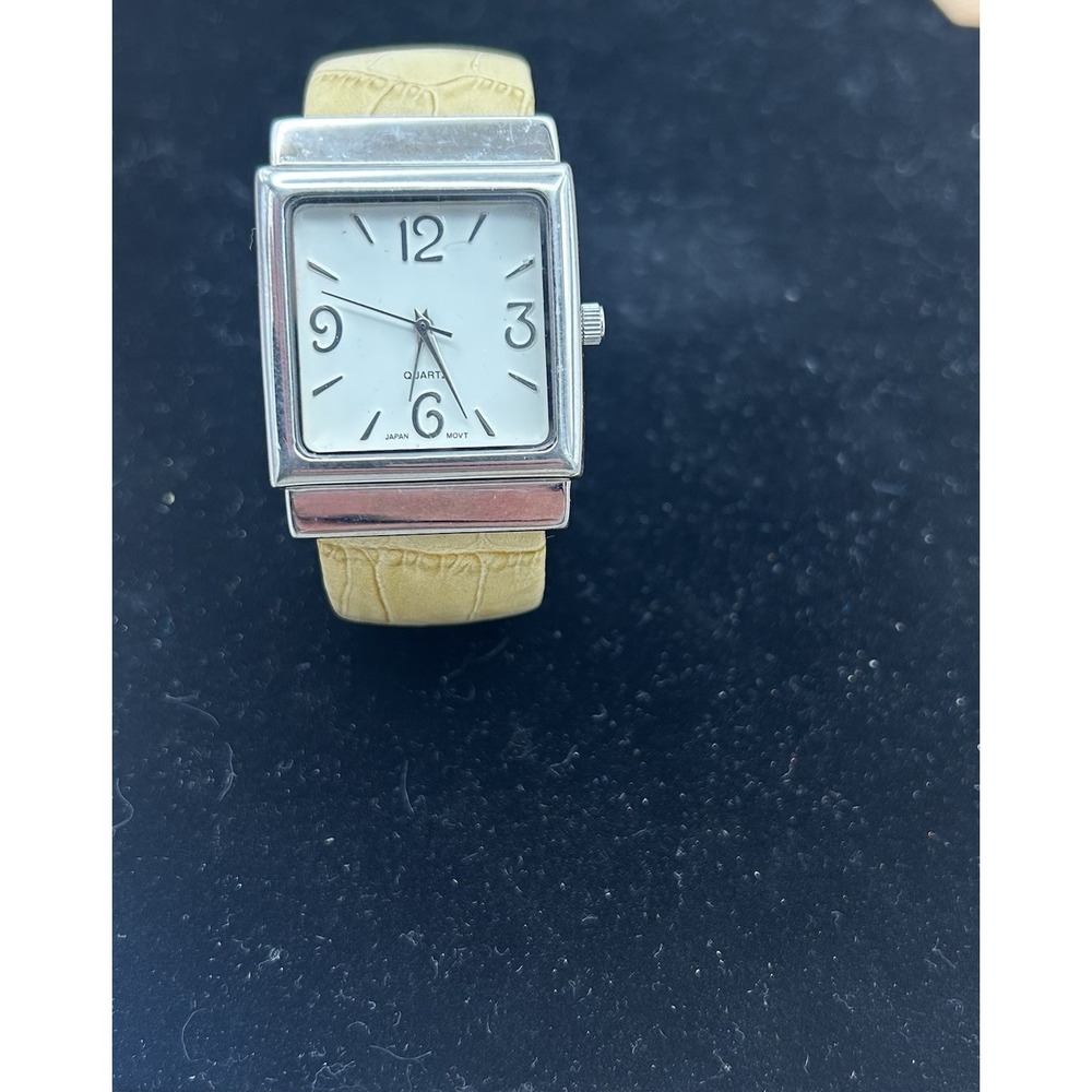 Avon‎ SilvertoneSquareFace Beige FauxCroc-Gator-Reptile Cuff Watch New Battery